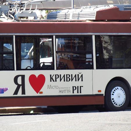 Однокімнатні Апартаменти Повністю Kryvyi Rih Dış mekan fotoğraf
